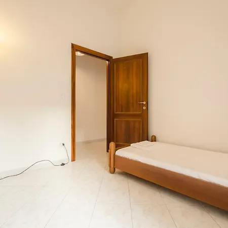 Emil's House, Spazioso Con 3 Appartement *