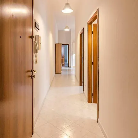 Emil's House, Spazioso Con 3 Appartement *