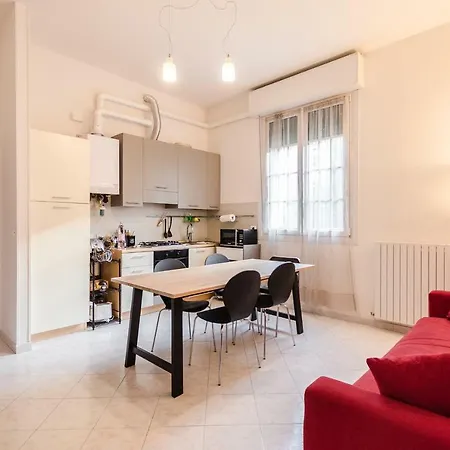 Appartamento Emil's House, Spazioso Con 3 Bologna